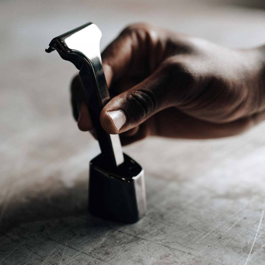 Supply Edge Razor Stand -Mirror Polish