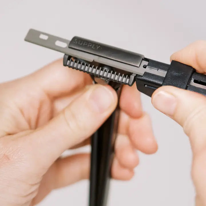 Supply The Single Edge Se In Classic Matte