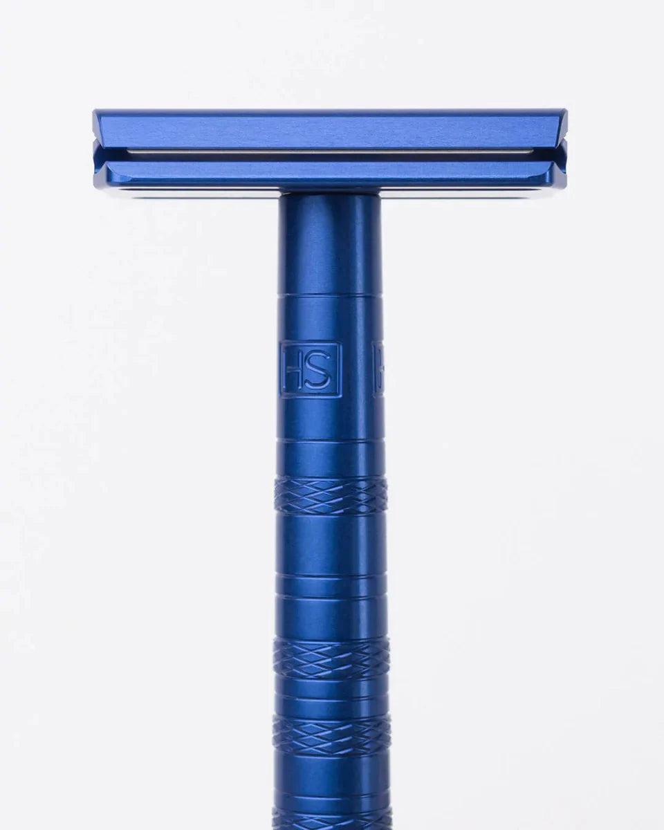 Henson Medium AL13 V2 - Double Edge Safety Razor - Steel Blue - Shaving Time