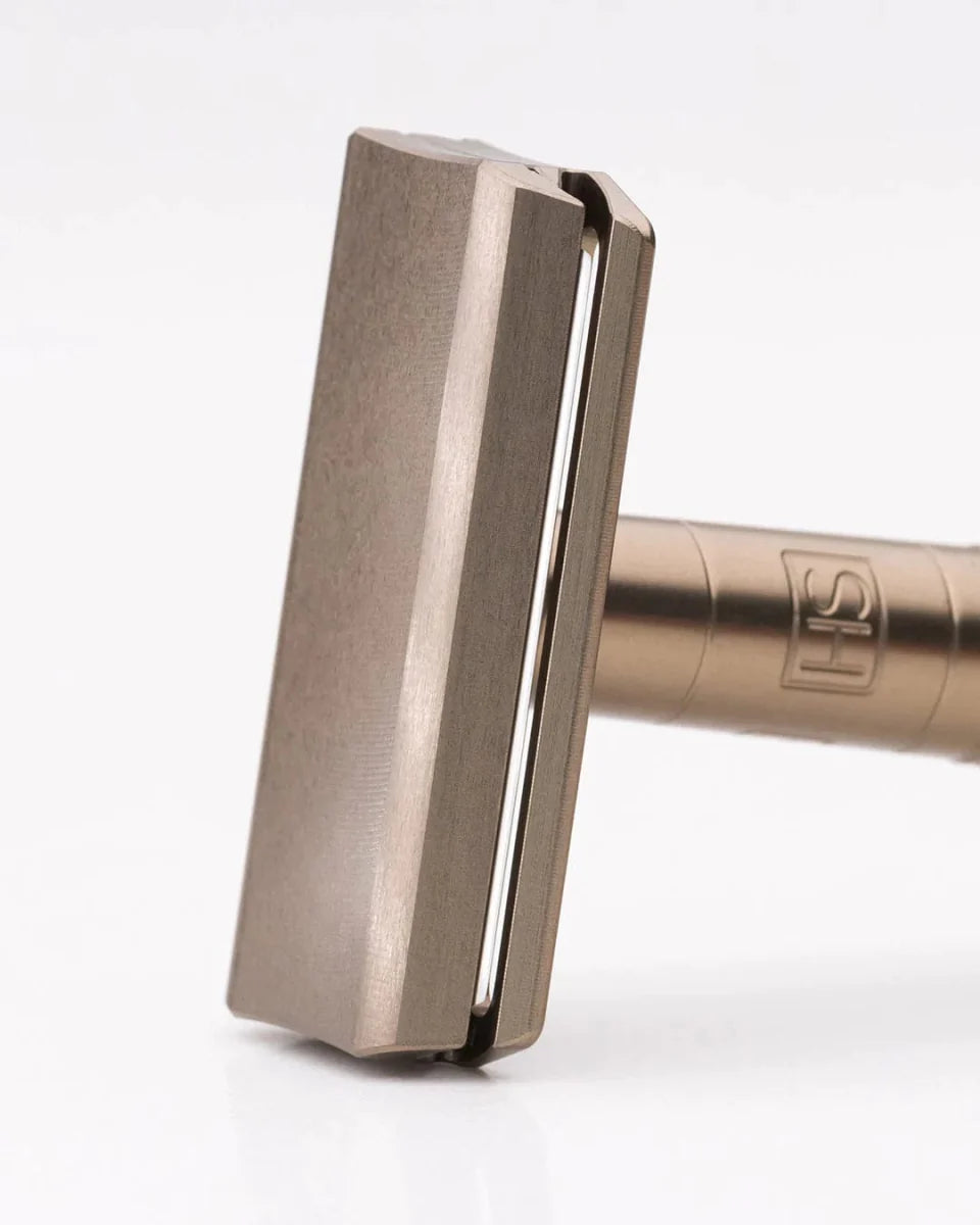 Henson Medium AL13 V2 - Double Edge Safety Razor - Tan ( Bronze) - Shaving Time