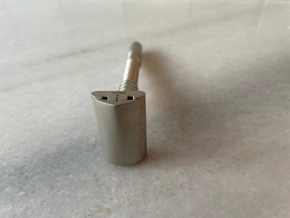 Pearl safety razor semi slant L-65