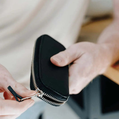 Supply The Single Edge Travel Case - Dark Brown